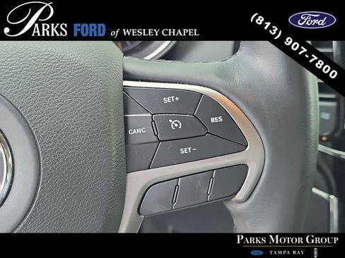 Used 2019 Jeep Grand Cherokee Limited image 30