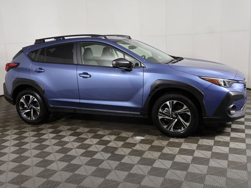 Used 2024 Subaru Crosstrek 2.0i Premium image 13
