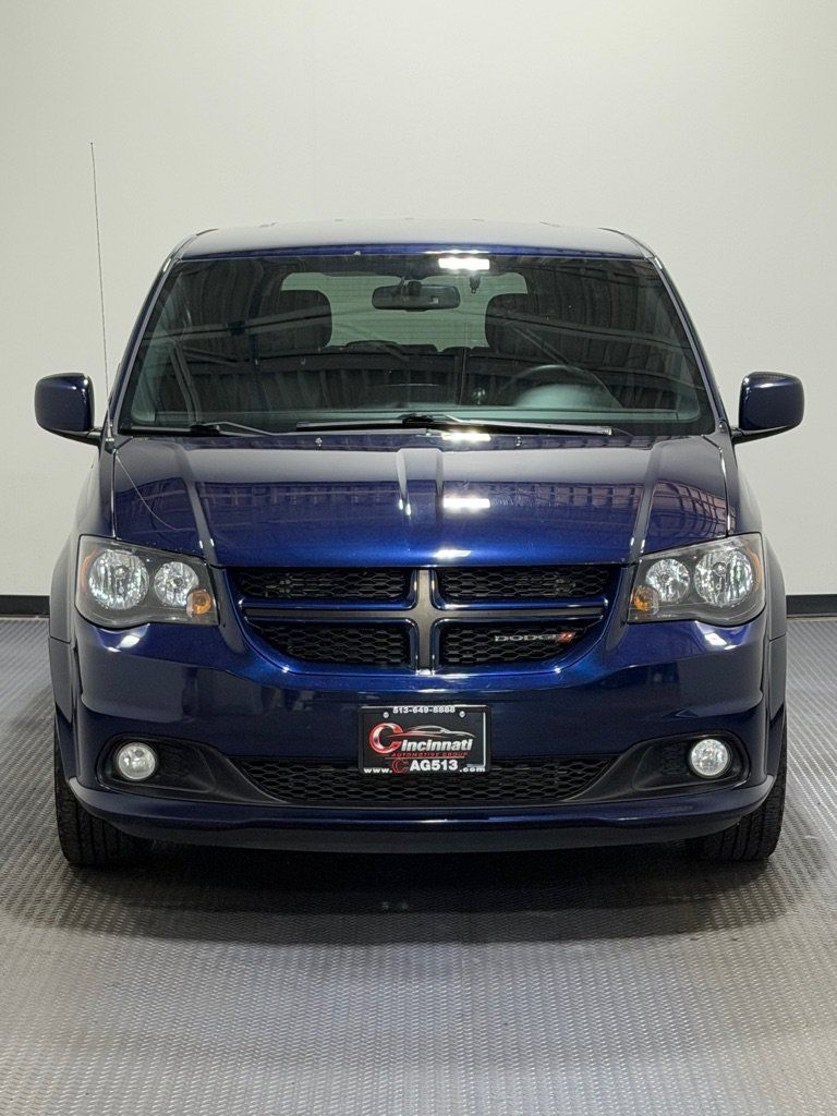 Used 2017 Dodge Grand Caravan GT FWD image 3