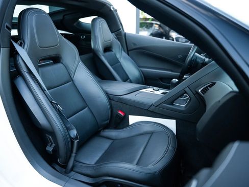 Used 2019 Chevrolet Corvette Z06 RWD image 32
