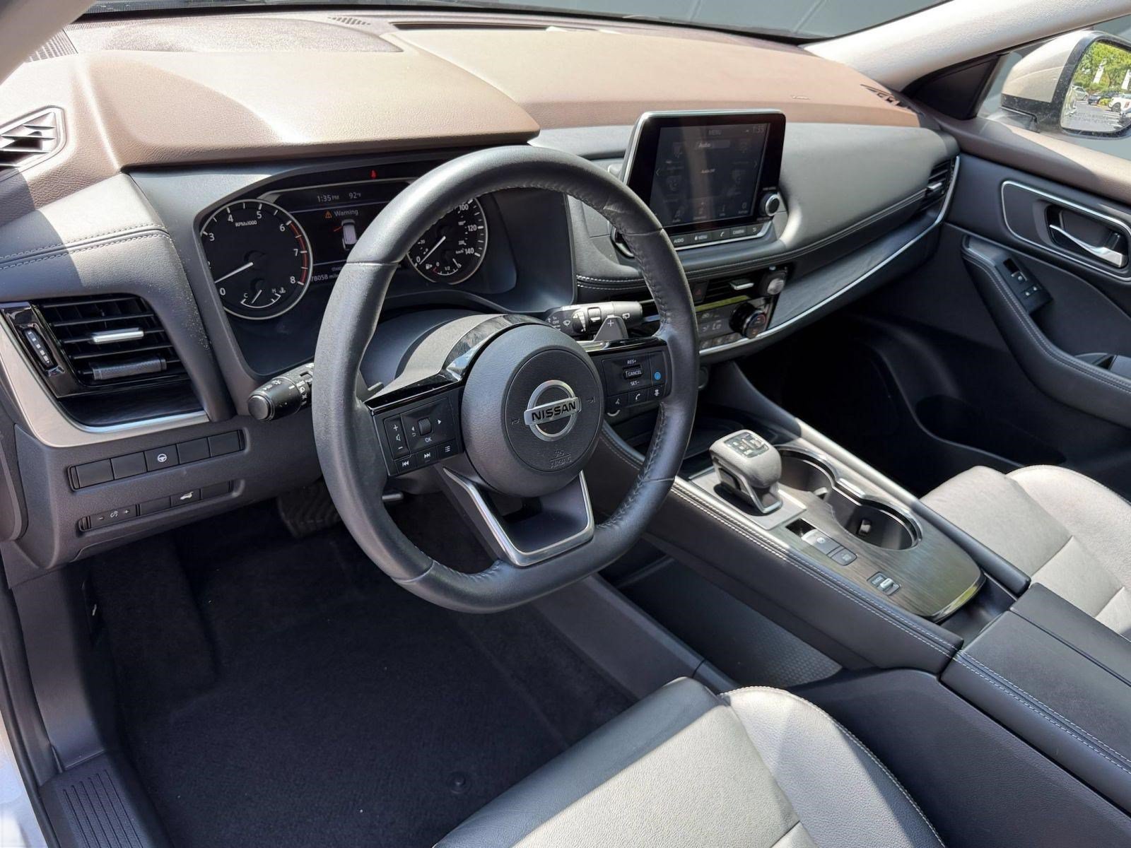 Used 2021 Nissan Rogue SL FWD image 4