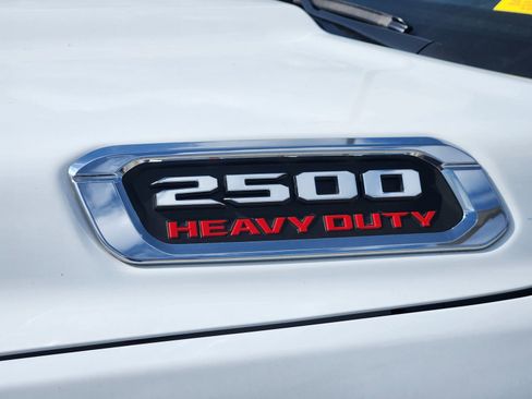 New 2026 RAM 2500 Tradesman w/ Chrome Appearance Group AWD/4WD image 12