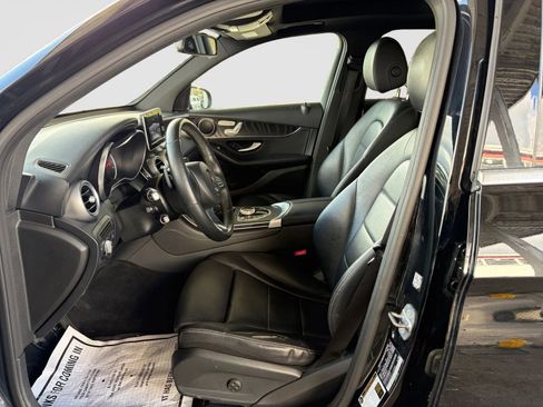 Used 2018 Mercedes-Benz GLC 300 4MATIC image 10