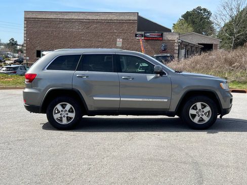 Used 2012 Jeep Grand Cherokee Laredo w/ Laredo E Group image 6