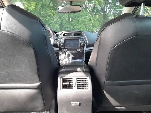 Used 2018 Nissan Maxima 3.5 SV FWD image 31