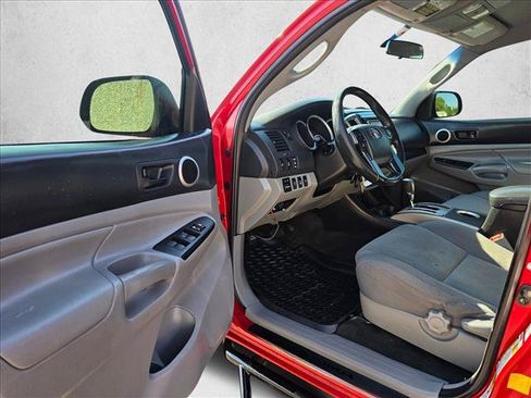 Used 2015 Toyota Tacoma 4x4 Double Cab w/ TRD Off-Road Package image 21