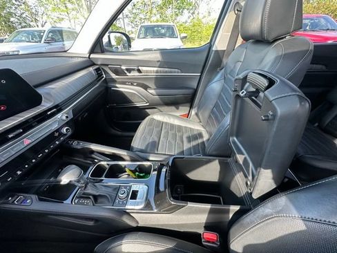 Used 2024 Kia Telluride SX Prestige AWD/4WD image 25