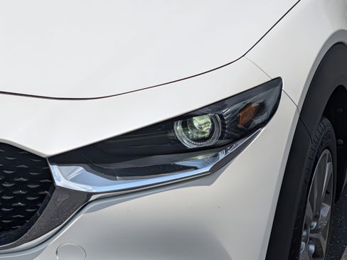 Used 2023 MAZDA CX-30 AWD 2.5 S w/ Premium Package image 16