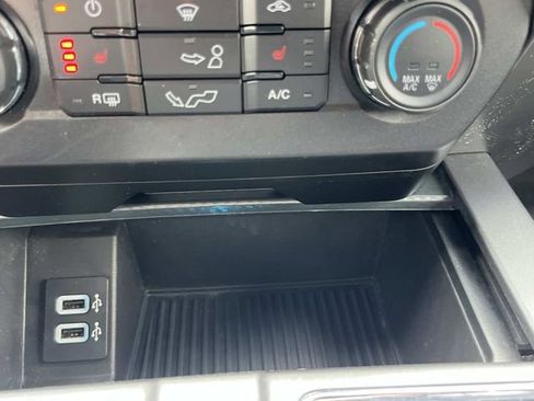 Used 2018 Ford F150 XLT w/ Equipment Group 302A Luxury AWD/4WD image 41