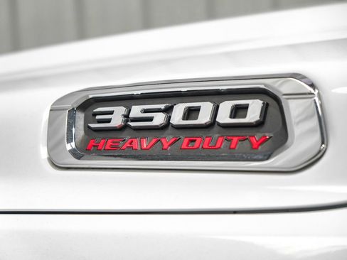 Used 2022 RAM 3500 Tradesman AWD/4WD image 43