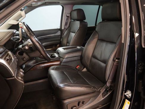 Used 2016 Chevrolet Tahoe LT AWD/4WD image 3