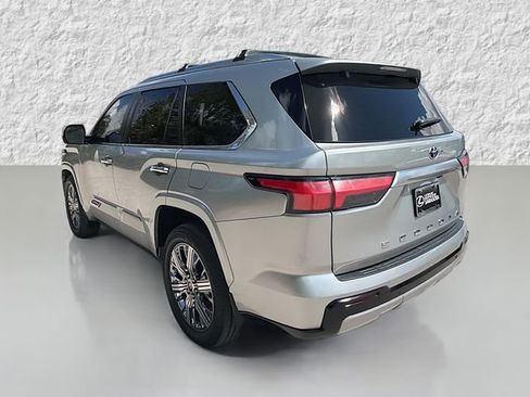 Used 2024 Toyota Sequoia Capstone image 5