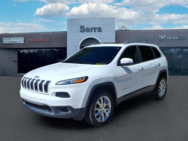 Used 2016 Jeep Cherokee Limited w/ Luxury Group AWD/4WD image 3