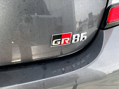 New 2026 Toyota GR86 Premium w/ GR Wheel Package (TMS image 5