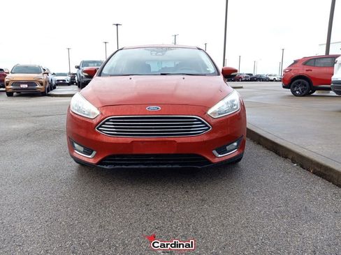 Used 2018 Ford Focus Titanium w/ Titanium Technology Package image 17