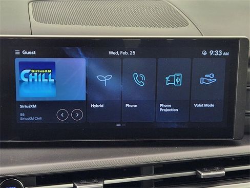 Certified 2025 Hyundai Santa Fe SEL image 19