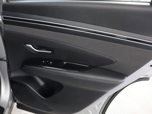 Used 2023 Hyundai Tucson Limited AWD/4WD image 27