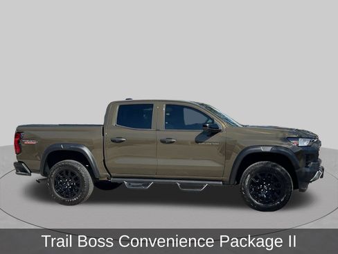 Used 2024 Chevrolet Colorado Trail Boss w/ Technology Package AWD/4WD image 6