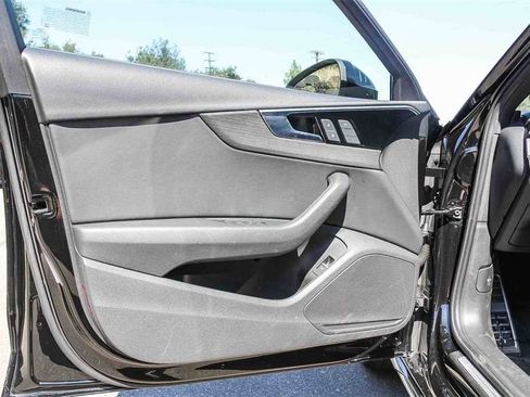 Used 2021 Audi A4 2.0T Premium w/ Convenience Package image 23