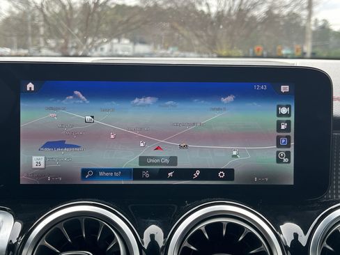 Used 2023 Mercedes-Benz EQB 350 4MATIC SUV image 5