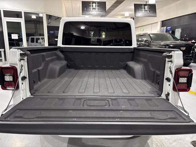 Used 2022 Jeep Gladiator Overland AWD/4WD image 29