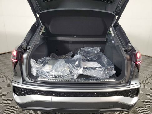 New 2026 Audi Q3 quattro 2.0T image 9
