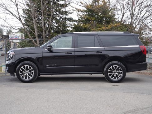Certified 2025 Ford Expedition Max Platinum image 19