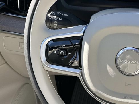 New 2026 Volvo XC90 T8 Ultra w/ Protection Package Premier AWD/4WD image 8