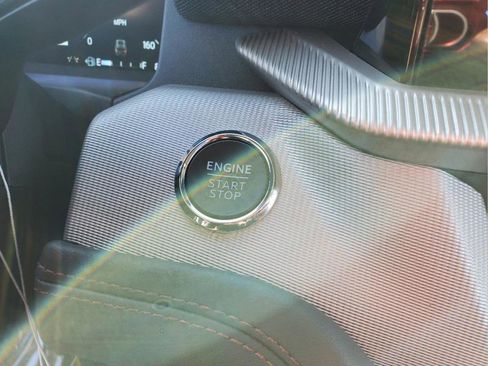 New 2025 Ford Explorer Active w/ Active Comfort Package image 26