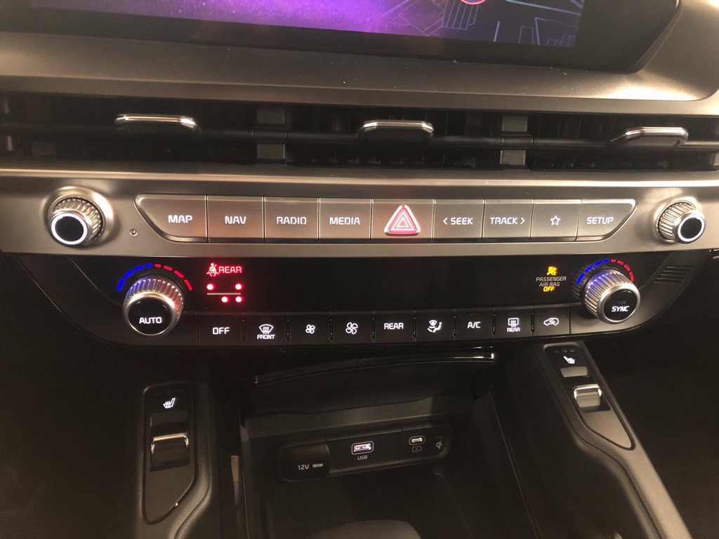 Certified 2023 Kia Telluride S AWD/4WD image 10