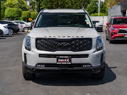 Used 2022 Kia Telluride SX w/ SX Prestige Package AWD/4WD image 3