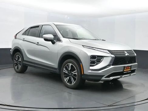 Used 2024 Mitsubishi Eclipse Cross SE image 2