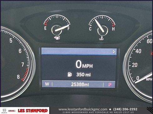 Used 2024 Buick Enclave Essence AWD/4WD image 23