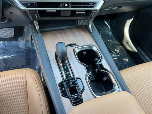 Certified 2025 Lexus RX 350 Premium w/ Accessory Package (Z1) FWD image 26