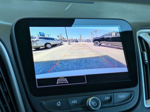 Used 2023 Chevrolet Malibu LT FWD image 19