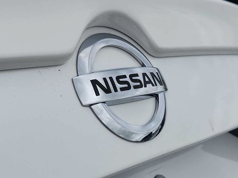 Certified 2023 Nissan Sentra SR w/ SR Premium Package FWD image 28