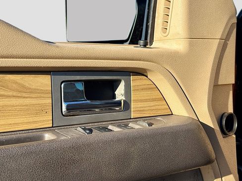 Used 2011 Ford F150 Lariat w/ Lariat Plus Pkg image 11