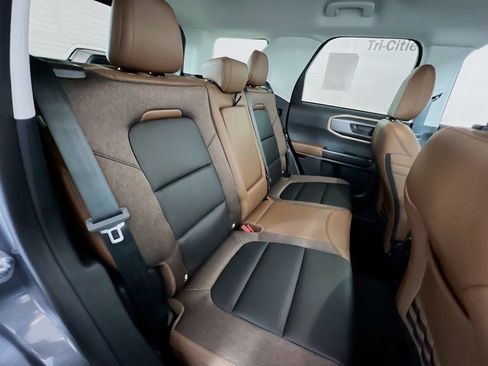 New 2026 Ford Bronco Sport Outer Banks w/ Outer Banks Tech Package+ AWD/4WD image 17