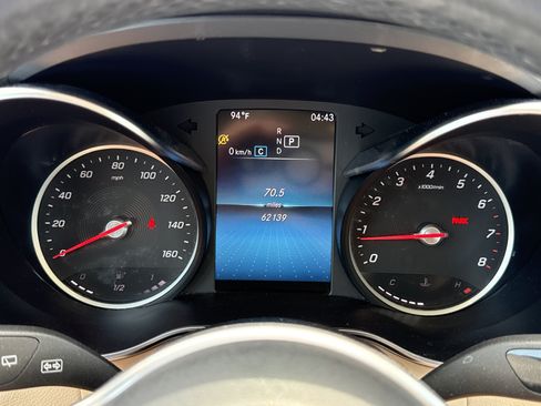 Used 2020 Mercedes-Benz GLC 300 w/ Parking Assistance Package image 14