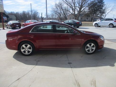 Used 2010 Chevrolet Malibu LT image 17
