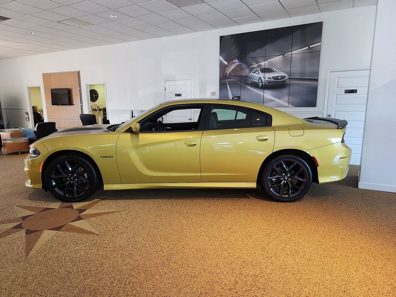 Certified 2021 Dodge Charger R/T w/ Plus Group RWD image 18