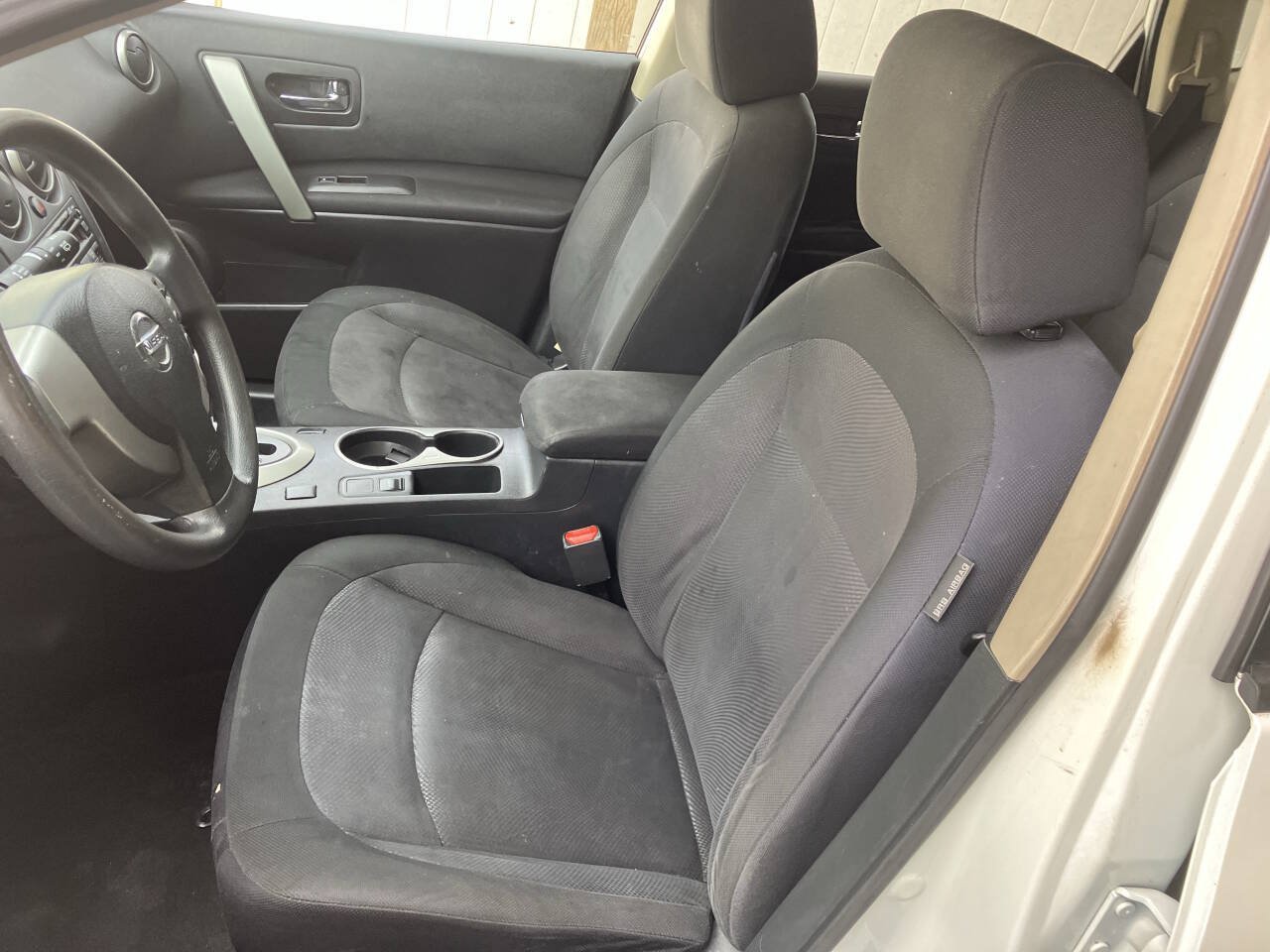 Used 2012 Nissan Rogue S FWD image 22