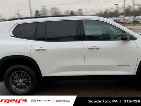 Certified 2025 GMC Acadia Elevation image 10