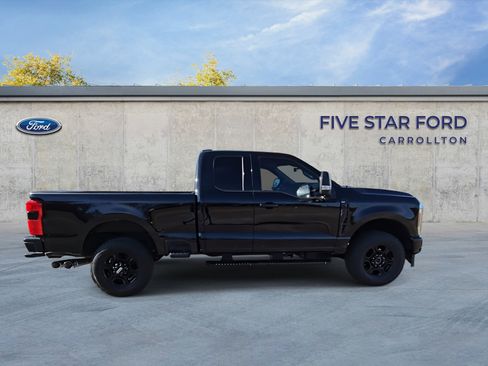 Used 2023 Ford F350 XLT w/ XLT Premium Package image 10