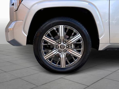 Used 2022 Toyota Tundra Capstone image 11