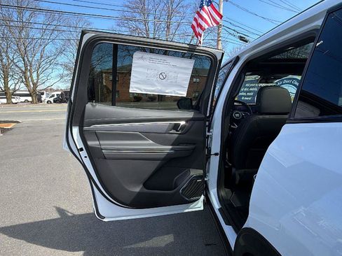 New 2026 Buick Enclave Sport Touring w/ Super Cruise Package image 31