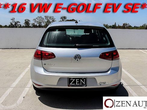 Used 2016 Volkswagen e-Golf SE FWD image 10