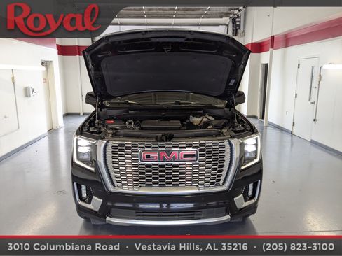Used 2024 GMC Yukon Denali w/ Denali Reserve Package AWD/4WD image 29