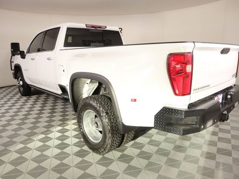 Used 2023 Chevrolet Silverado 3500 High Country image 23