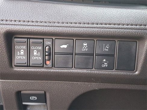 Used 2018 Honda Odyssey EX-L image 28